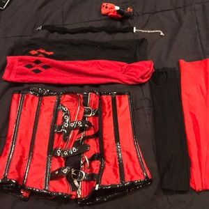 Halloween: Harley Quinn ( 5 peices)
